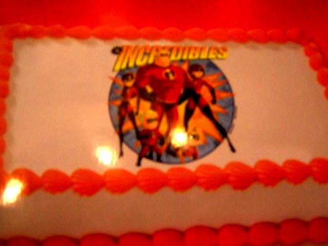 BC - Incredibles Theme Cake
